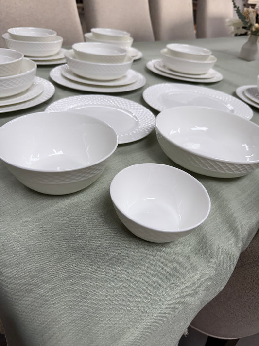 Mikasa 40 piece dinner set